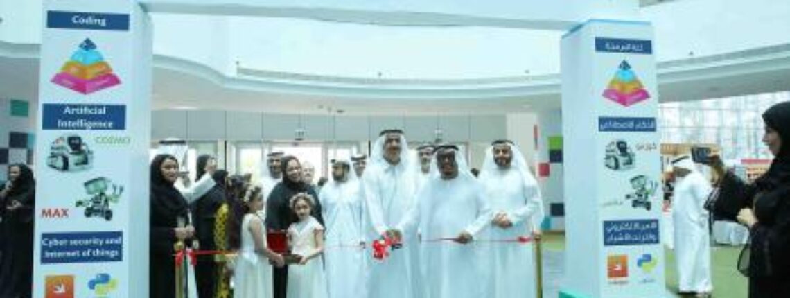 Hamdan Bin Mohammed Smart University Presents Certificates Through Blockchain For 3rd Batch Of Emarati Programmer Graduates