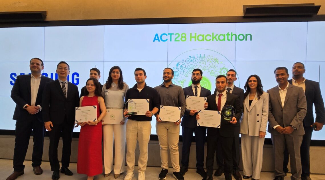 Samsung And UNDP Award Winners Of ‘ACT28 AI For Climate’ Hackathon At The UAE’s AI Retreat 2024